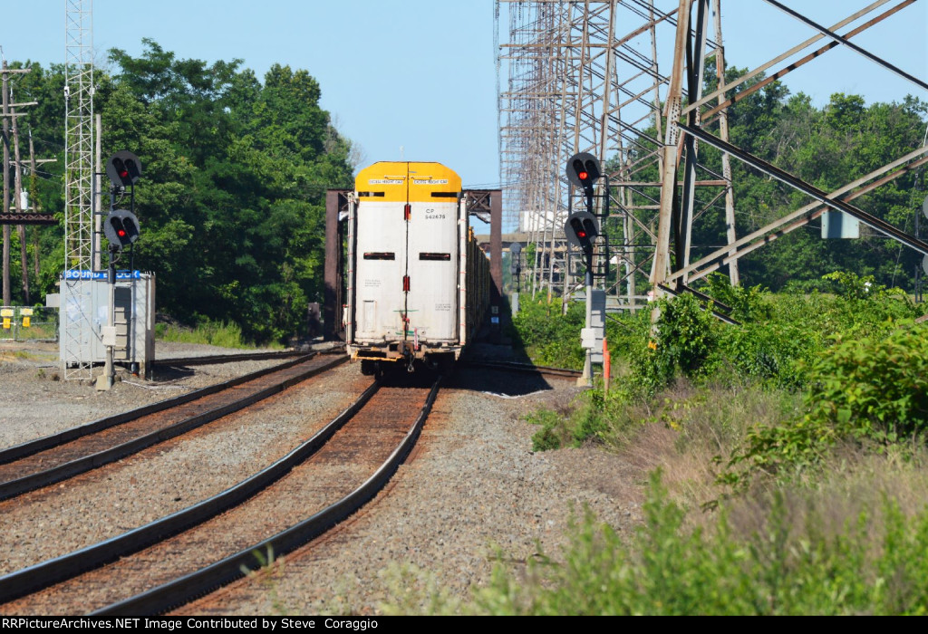 Passing the westbound Signal track 1